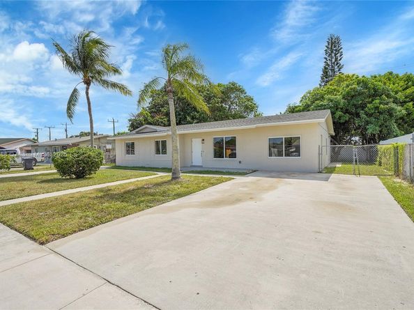 14312 SW 110th Ave, Miami FL 33176