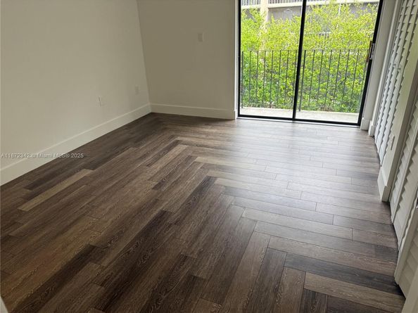 6850 NW 173rd Dr 103, Hialeah FL 33015