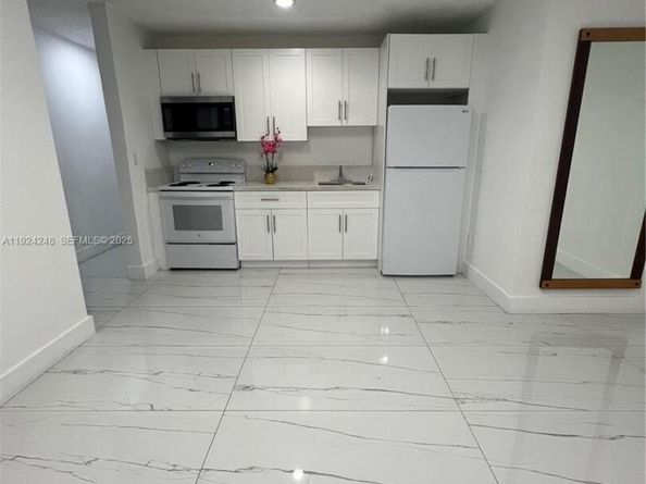 11970 SW 174th St, Miami FL 33177