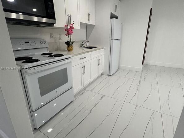 11970 SW 174th St, Miami FL 33177