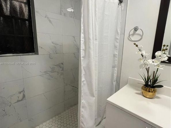 11970 SW 174th St, Miami FL 33177