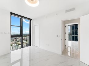 700 NE 24 St 5401, Miami FL 33137