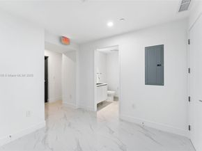 700 NE 24 St 5401, Miami FL 33137