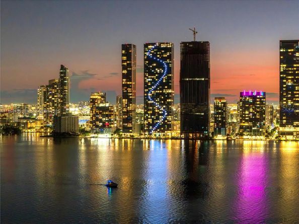 700 NE 24 St 5401, Miami FL 33137