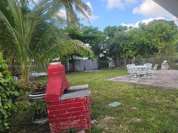 1540 NE 173rd St, North Miami Beach FL 33162
