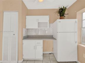 474 E 10th St, Hialeah FL 33010