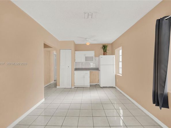 474 E 10th St, Hialeah FL 33010