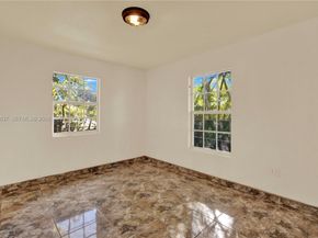 474 E 10th St, Hialeah FL 33010