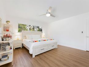 7880 SW 132nd St, Pinecrest FL 33156