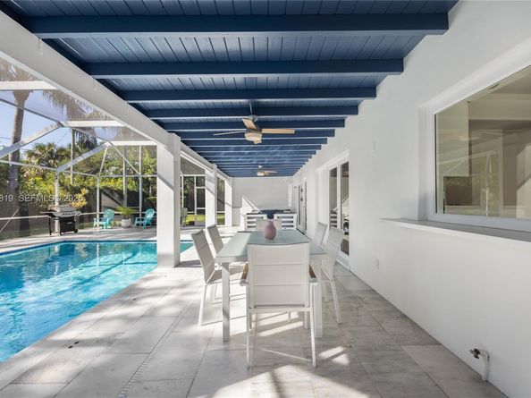 7880 SW 132nd St, Pinecrest FL 33156