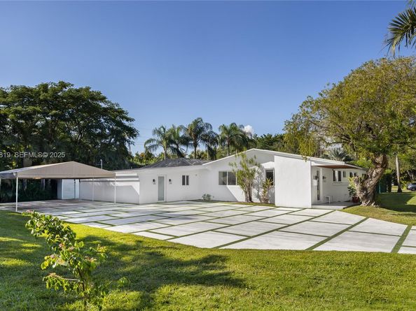 7880 SW 132nd St, Pinecrest FL 33156