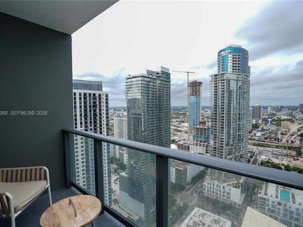 159 NE 6th St 3713, Miami FL 33132