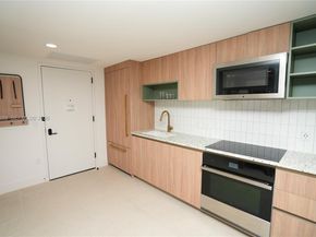 159 NE 6th St 3713, Miami FL 33132