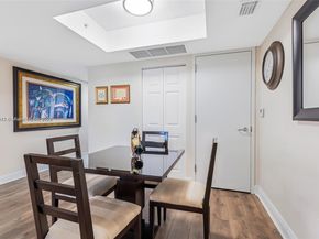 3232 SW 22nd Ter 301, Miami FL 33145