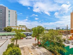 3232 SW 22nd Ter 301, Miami FL 33145