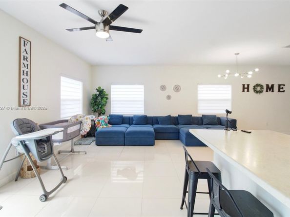 277 SE 31st Ave, Homestead FL 33033