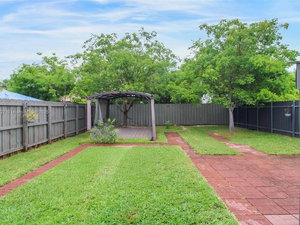 277 SE 31st Ave, Homestead FL 33033