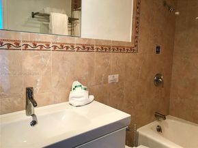 5445 Collins Ave 530, Miami Beach FL 33140