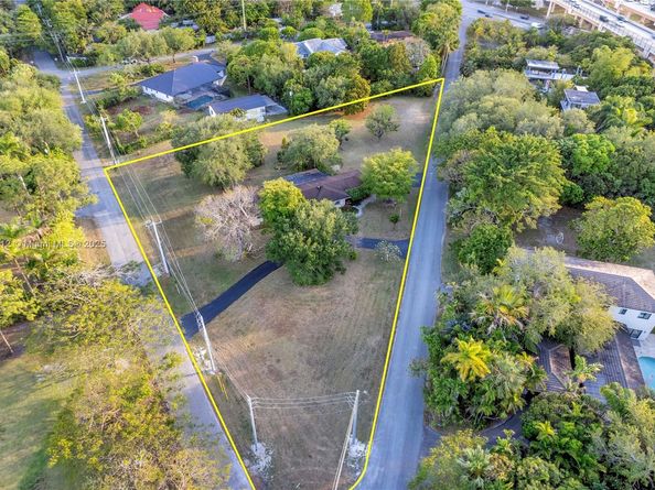 6650 SW 85th Ave, Miami FL 33143
