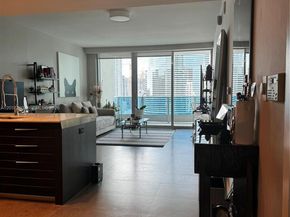 200 Biscayne Boulevar Way 3110, Miami FL 33131