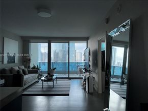 200 Biscayne Boulevar Way 3110, Miami FL 33131