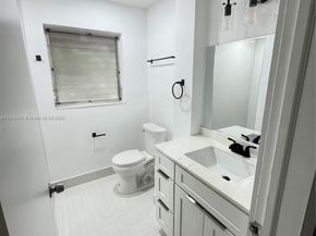 2036 NE 21st Ave, Fort Lauderdale FL 33305