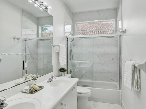 2496 Eagle Run Drive, Weston FL 33327