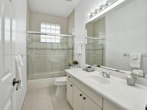 2496 Eagle Run Drive, Weston FL 33327