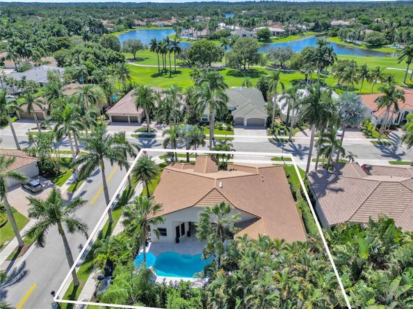 2496 Eagle Run Drive, Weston FL 33327