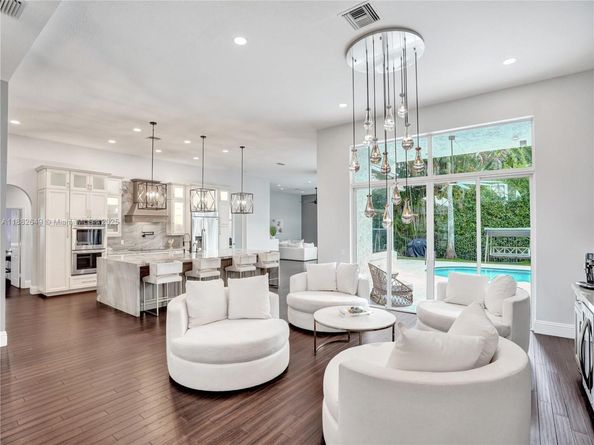 2496 Eagle Run Drive, Weston FL 33327