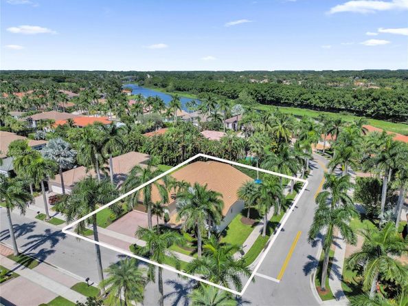 2496 Eagle Run Drive, Weston FL 33327