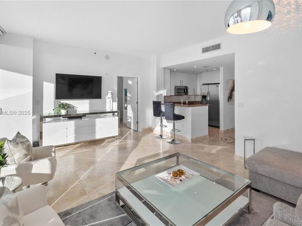 6515 Collins Ave 605, Miami Beach FL 33141