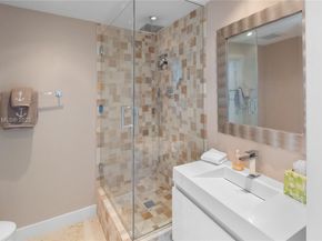 6515 Collins Ave 605, Miami Beach FL 33141