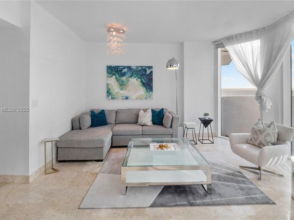 6515 Collins Ave 605, Miami Beach FL 33141