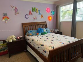 9894 Fairway Cove Ln, Plantation FL 33324