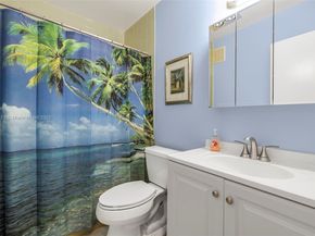 5300 Washington St U405, Hollywood FL 33021