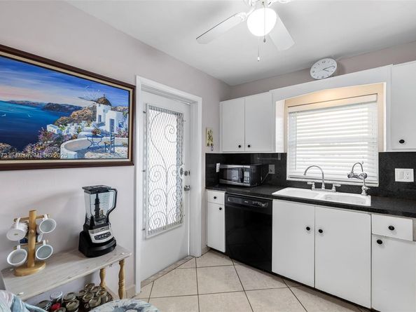 5300 Washington St U405, Hollywood FL 33021