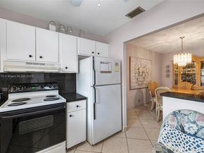 5300 Washington St U405, Hollywood FL 33021