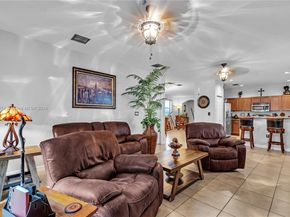 674 SE 33rd Ter, Homestead FL 33033