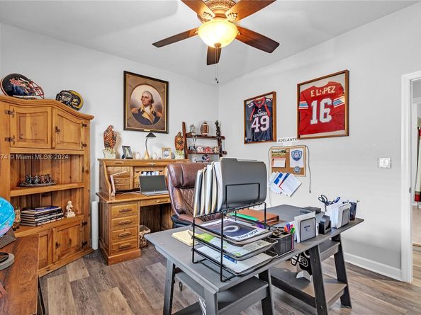 674 SE 33rd Ter, Homestead FL 33033