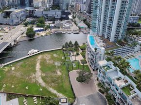 350 S Miami Ave 2714, Miami FL 33130