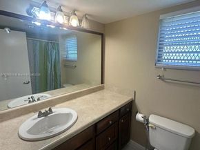 9848 Marina Blvd 811, Boca Raton FL 33428