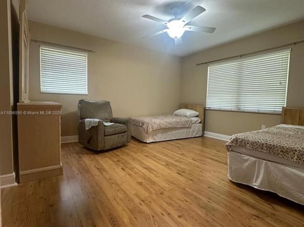 9848 Marina Blvd 811, Boca Raton FL 33428