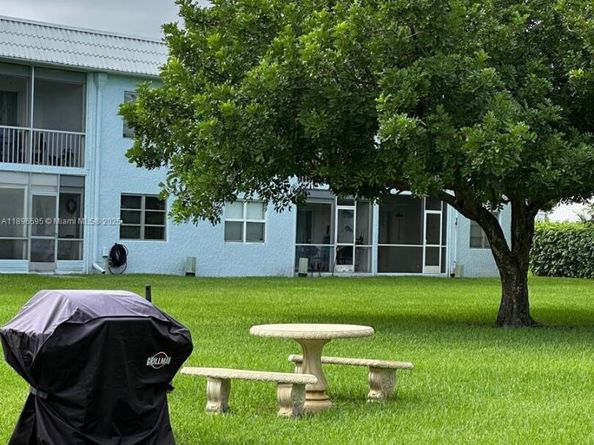 9848 Marina Blvd 811, Boca Raton FL 33428