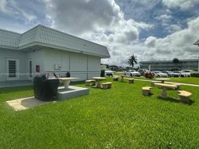 9848 Marina Blvd 811, Boca Raton FL 33428