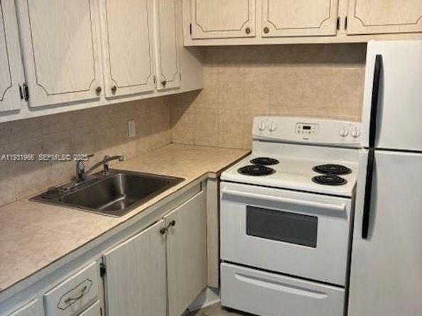 306 Norwich M 306, West Palm Beach FL 33417