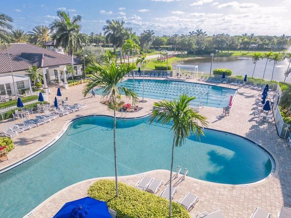 1558 Sunset Way, Weston FL 33327