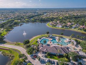 1558 Sunset Way, Weston FL 33327