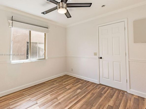 1558 Sunset Way, Weston FL 33327