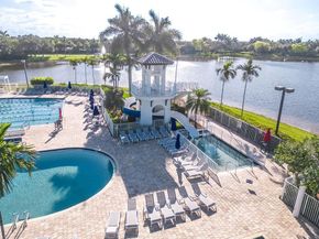 1558 Sunset Way, Weston FL 33327